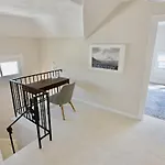 New Cabin In The Clouds Easy Downtown Access W Parking