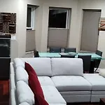 Large 2Level 3Br, 3Ba Condo With Free Parking Near Downtown Washington Dc
