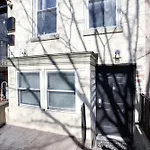 Sojourn 1 Bedroom Garden Level Home Sleeps 2