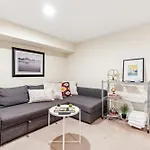 1Br Queen Suite W Secure Parking And Fiberoptics