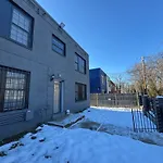 Nice 2-Bedroom Apartment In Dc
