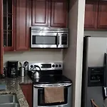 Beautiful 3Br 3Ba Condo With Free Parking Near Downtown Washington Dc