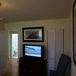 Affordable 2Bdrm Home-Free Parking