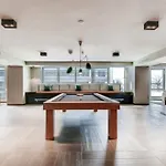 Global Luxury Suites In Capitol Riverfront