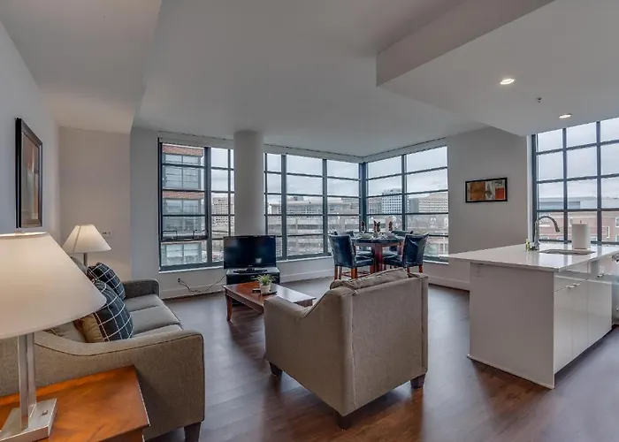 Southwest Waterfront 30 Day Stays