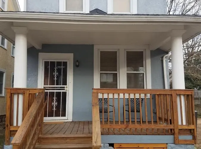 4Br 2 Full Bath Sleeps 10 Large Yard 2 Cars