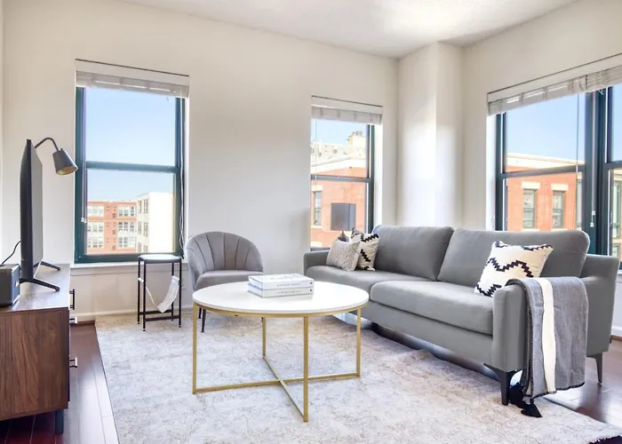 Logan Circle 2Br W Gym Wd Pool Nr Bars Wdc-481