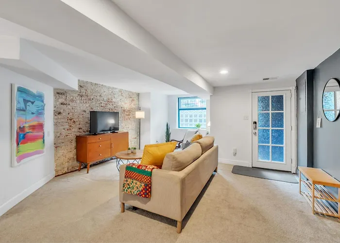 Cute And Charming 1Br In Fantastic Location Townhouse