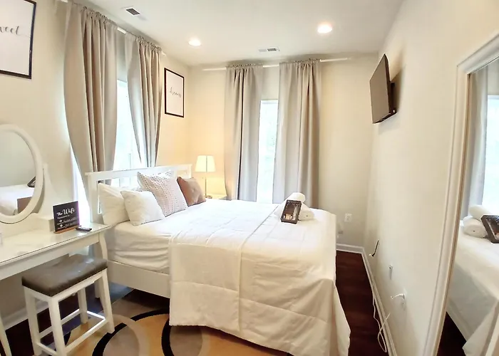 Luxurious & Cheery Private Room In Dc