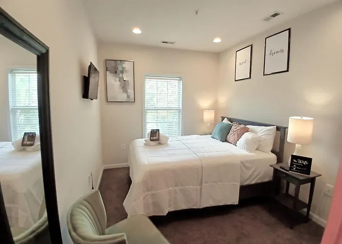 Luxury & Cool Private Room In Dc
