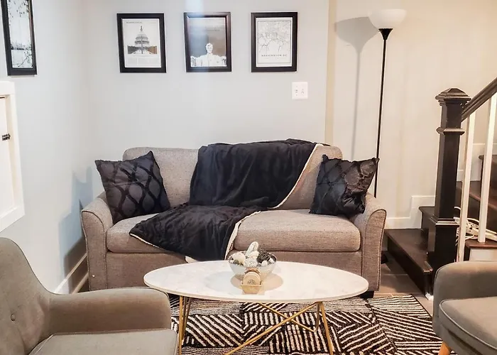 Upscale Getaway In Northeast Dc