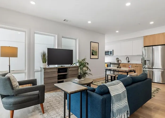 Noma Convenience 2-Br Near Metro Union Market