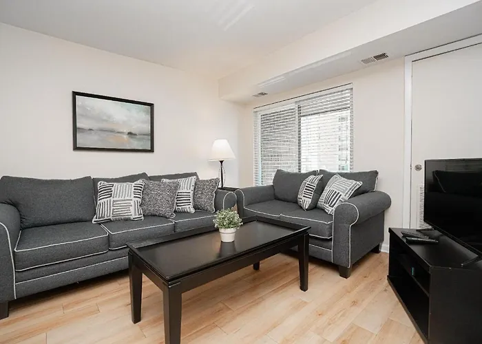 Mt Vernon Square Station Apartments