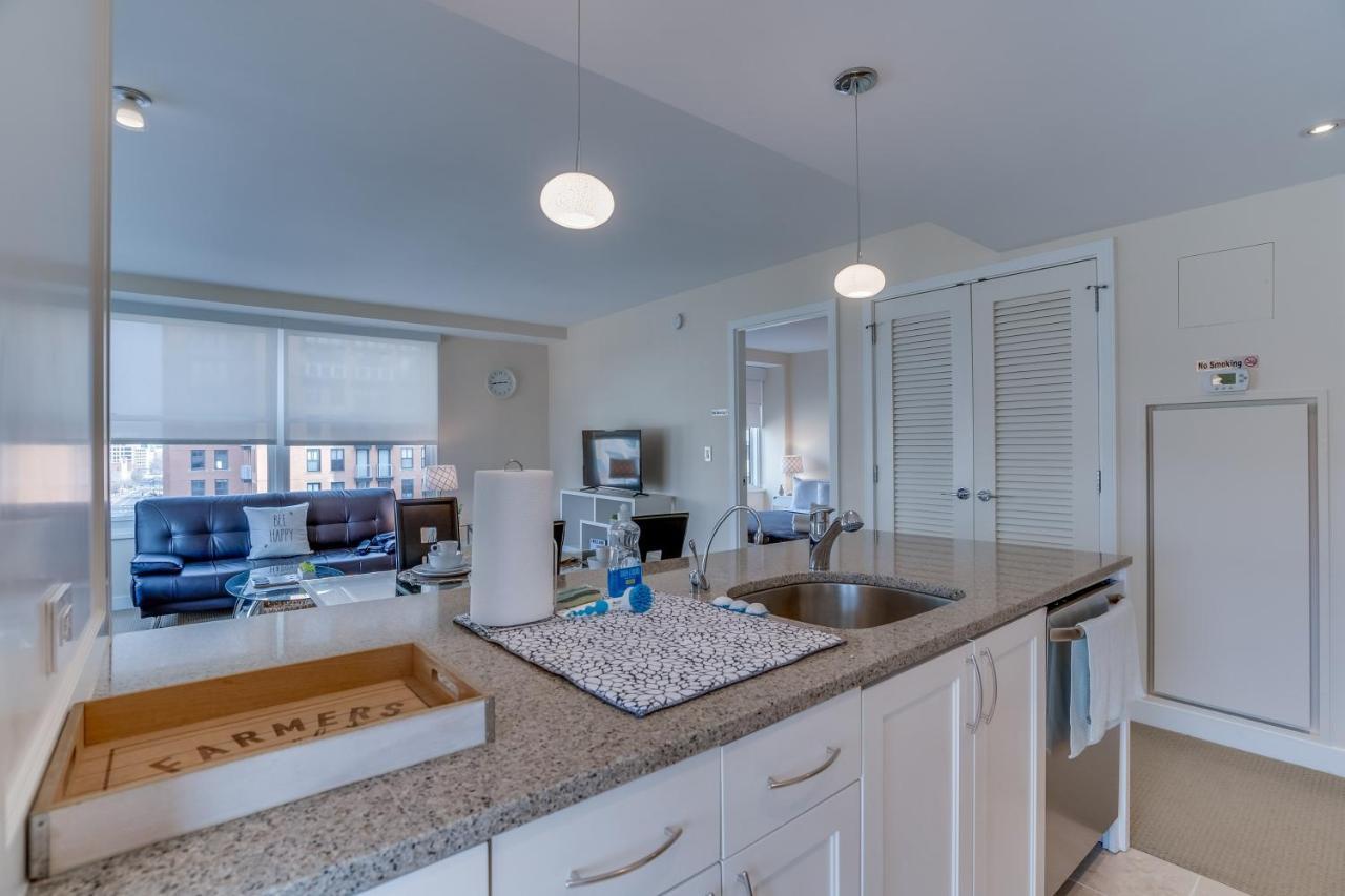 Fully Furnished 2 Bedroom In Dc Apts *