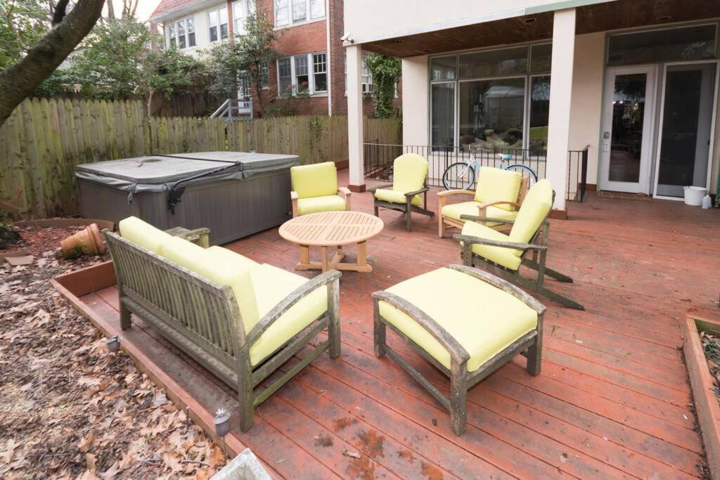 Cathedral Charmer-- 2 Bedroom Basement, With Garden Access Apartment *