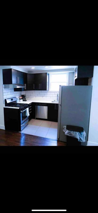 Lovely 1-bedroom Unit With Free Parking Apartment *