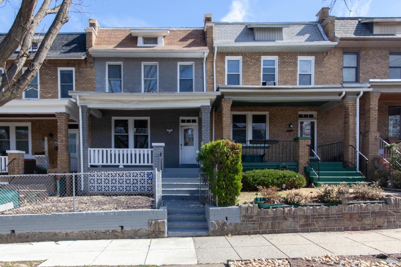 Apartment Spacious, Relaxing, 4 Bd 3.5 Ba In Petworth!