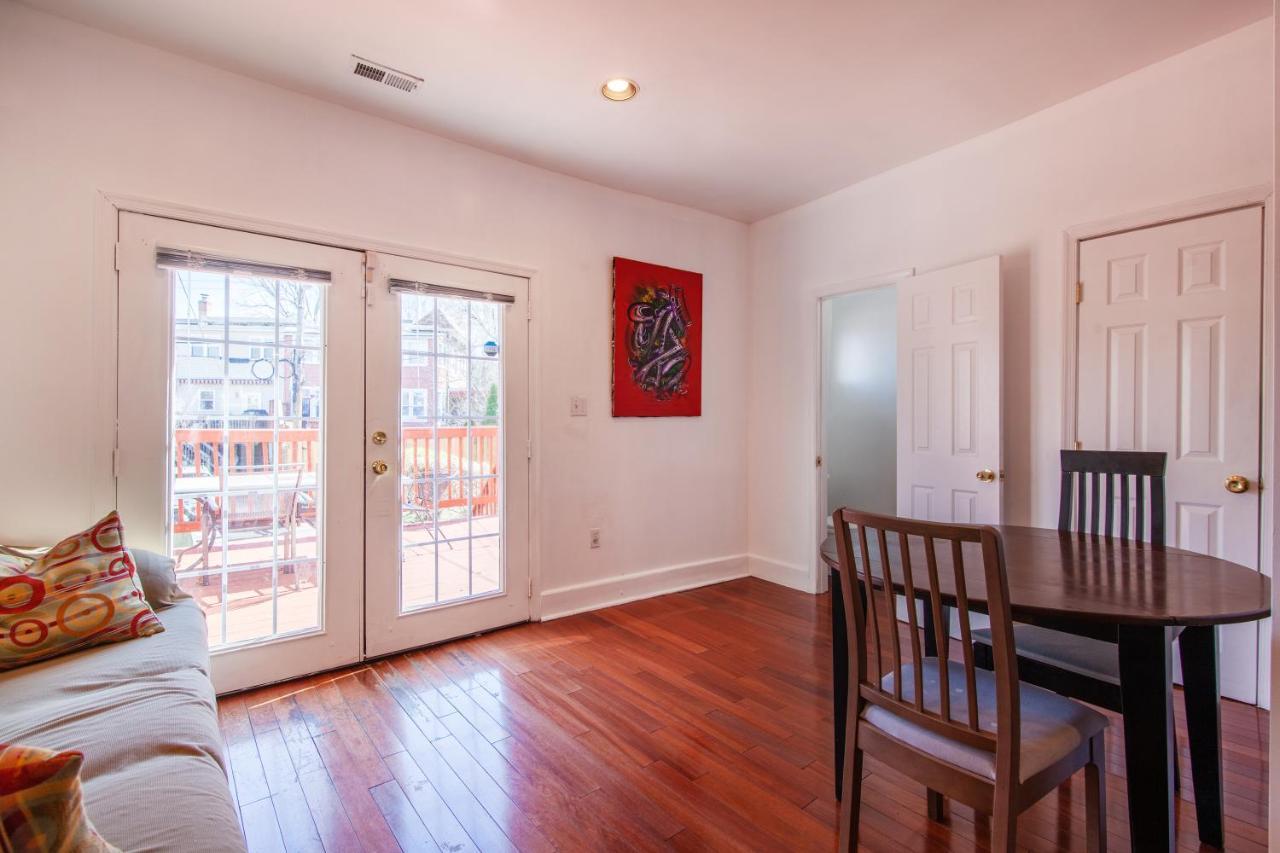 Spacious, Relaxing, 4 Bd 3.5 Ba In Petworth!