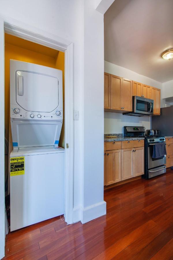 Apartment Spacious, Relaxing, 4 Bd 3.5 Ba In Petworth! Washington