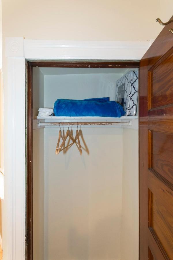 Capitol Hill Charmer Apartment *