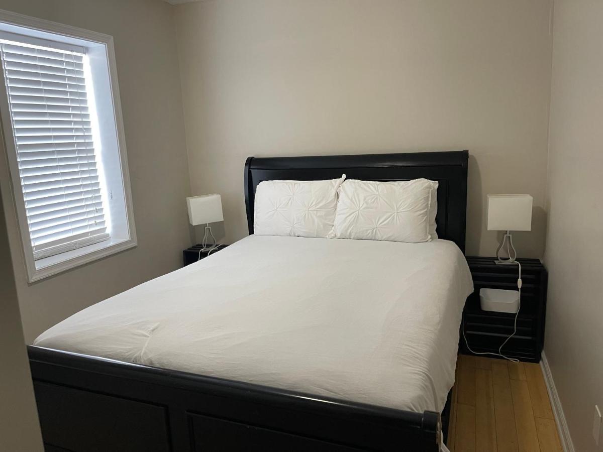 Holiday home The Gray Corner House By Gallaudet 3 Bedroom 2 Ba Washington