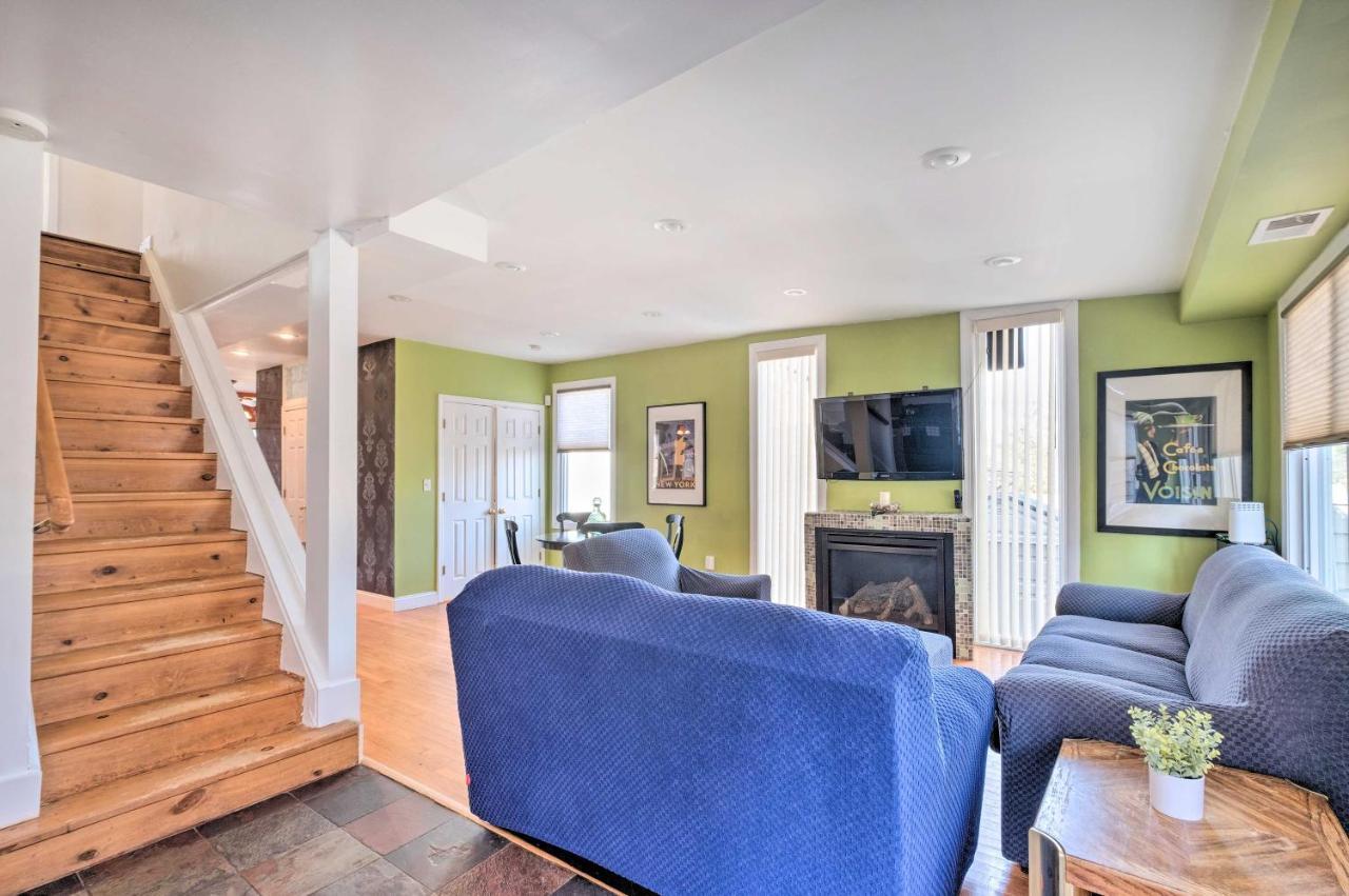 Ideally Located Dc With Pool Table And Patio Holiday home Washington