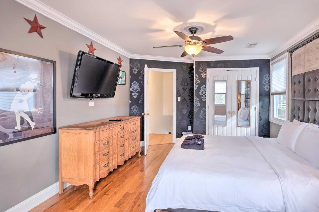 Holiday home Ideally Located Dc With Pool Table And Patio Washington