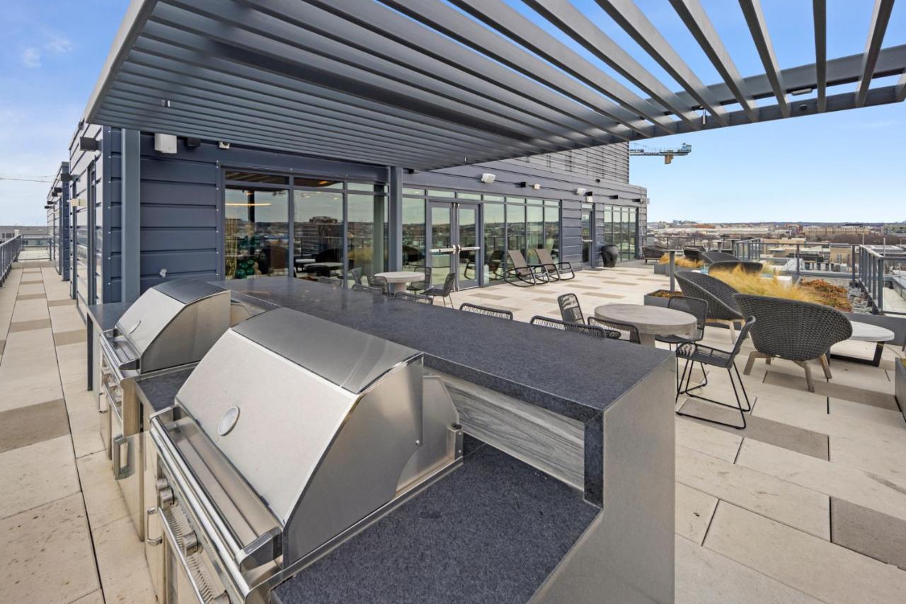 Global Luxury At Tribeca Hotel