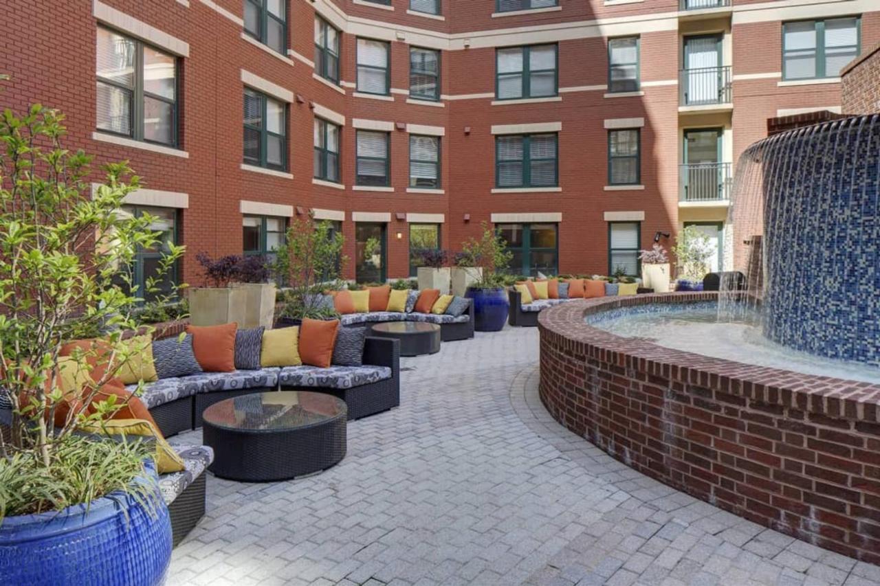 Logan Circle 2br W Gym Wd Pool Nr Bars Wdc-481 *