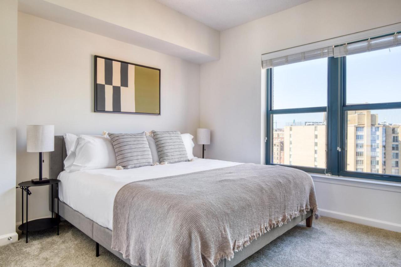 Logan Circle 2br W Gym Wd Pool Nr Bars Wdc-481 *