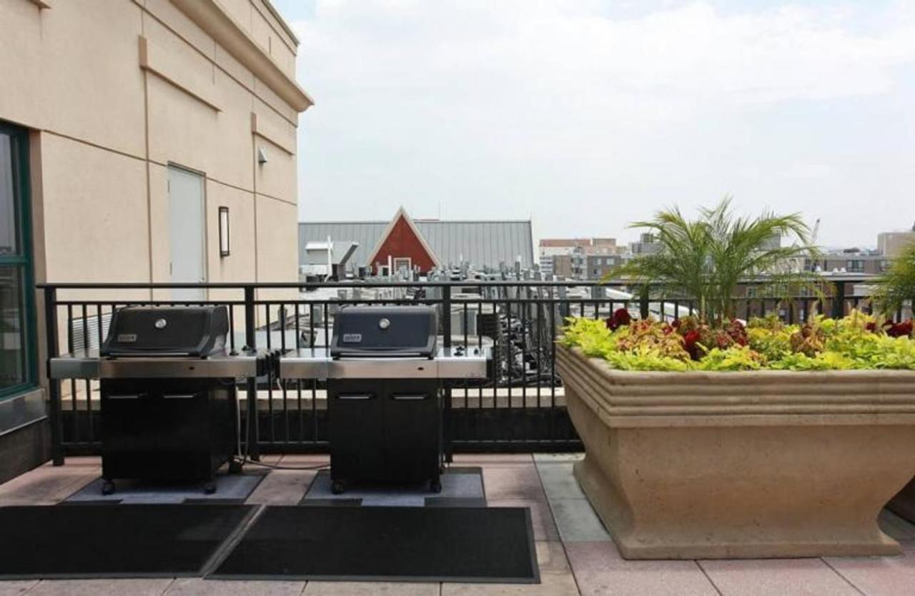Apartment Logan Circle 2br W Gym Wd Pool Nr Bars Wdc-481 *