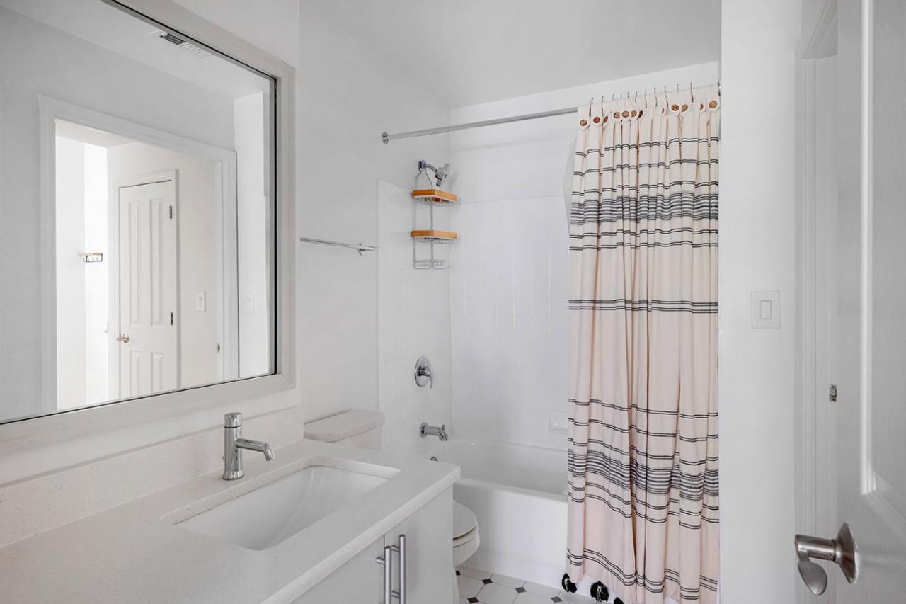 U Street 1br W Gym Wd Nr Metro Dining Wdc-676 Apartment *