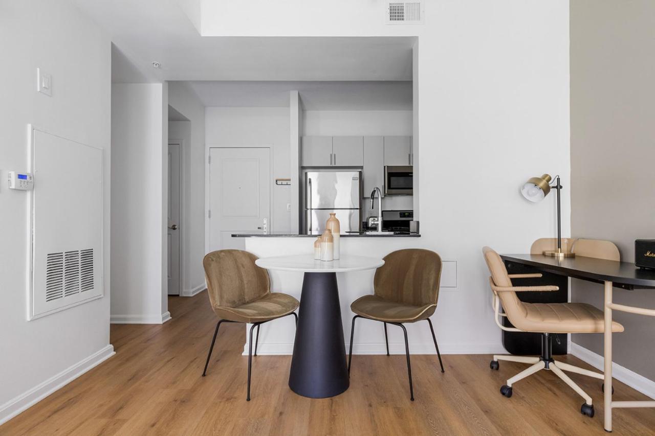 U Street 1br W Gym Wd Nr Metro Dining Wdc-676 Washington