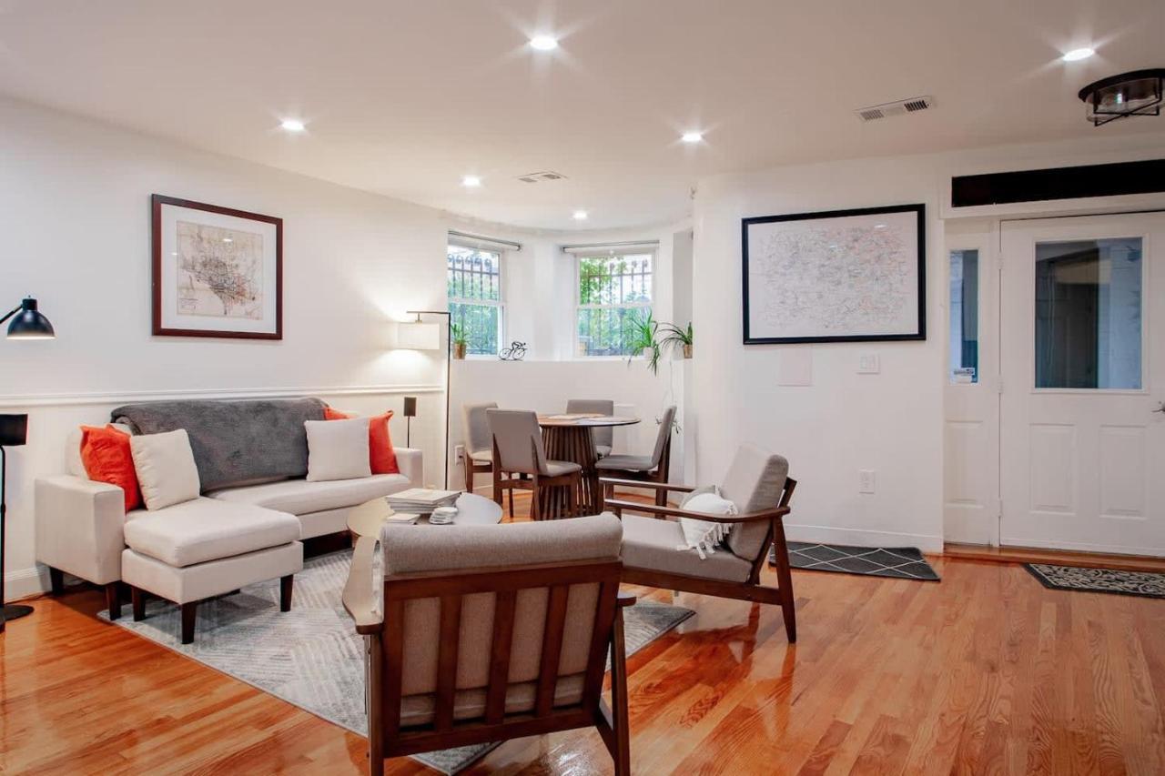Fancy 1-br In Location Parking Available Holiday home