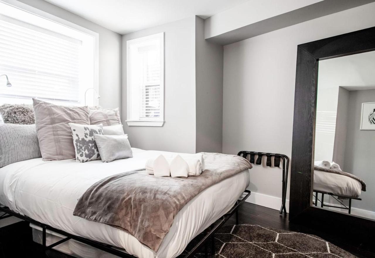 Centrally-located Well-decorated Solar-powered * Washington