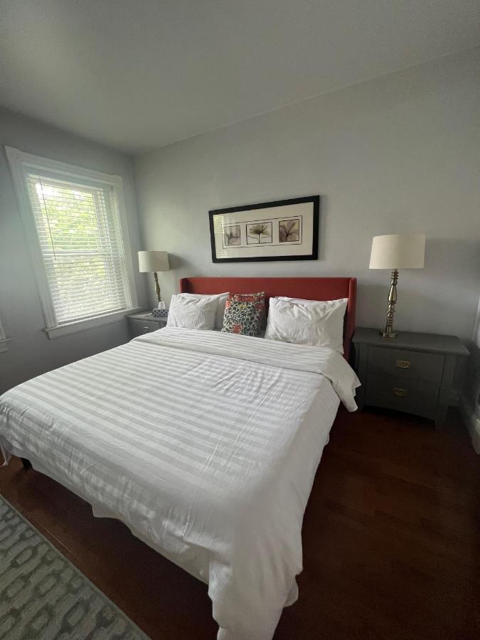 Villa 4 Bedroom Downtown Dc With Private Parking Walk Metro Nightlife *