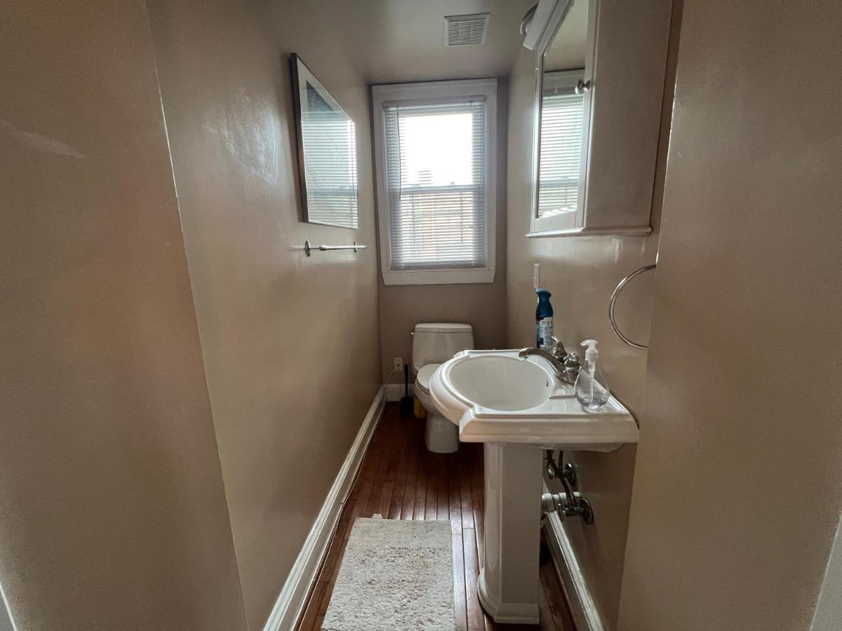 4 Bedroom Downtown Dc With Private Parking Walk Metro Nightlife