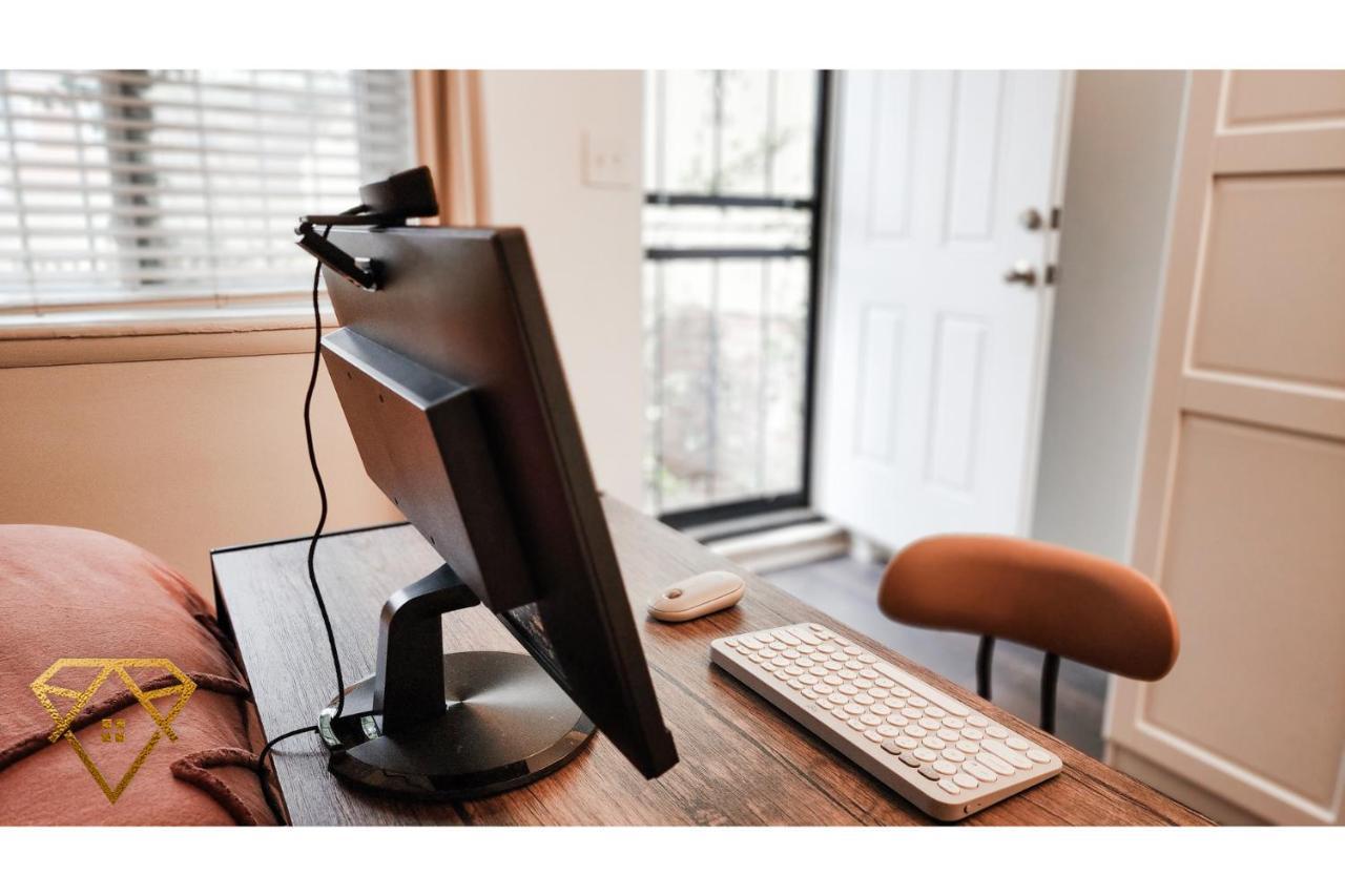 Executive Luxury For Work Or Play In Dc! Holiday home Washington