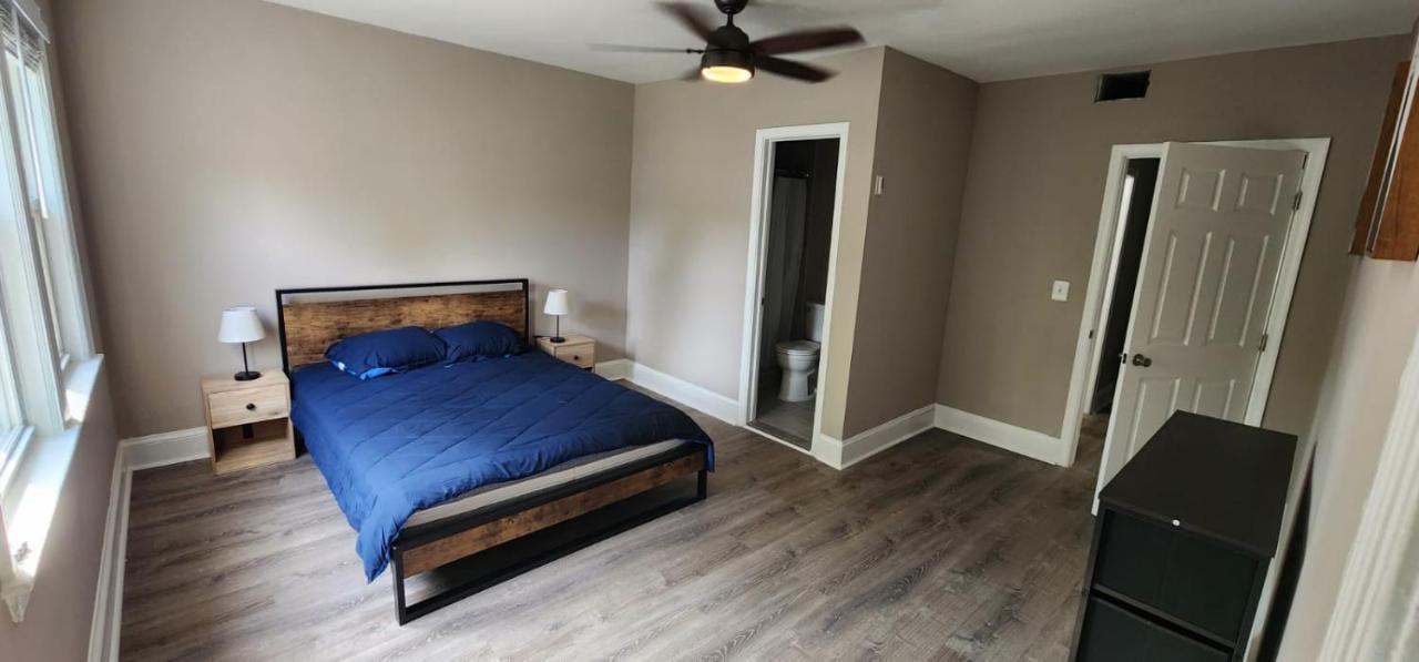 Apartment Modern Lux 2 Bedroom Near Downtown