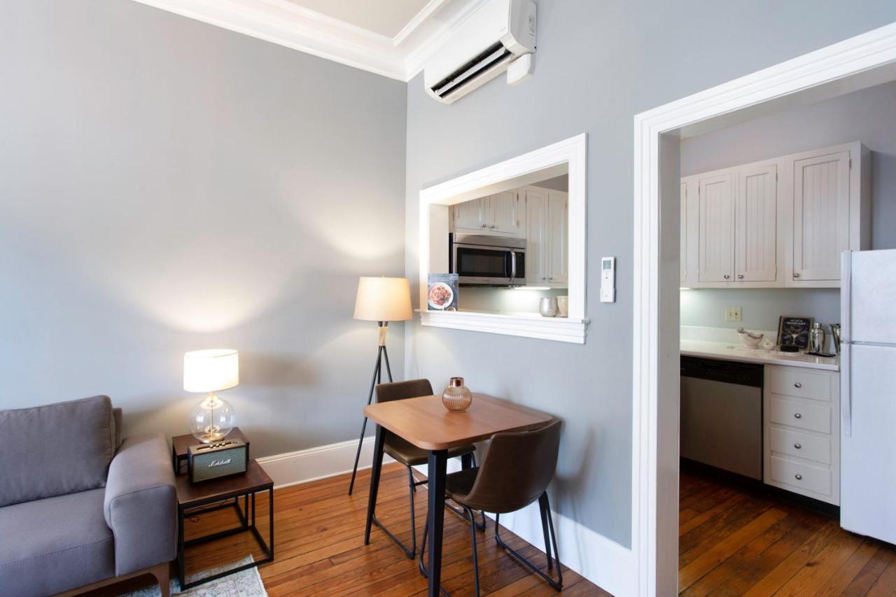 Apartment Sleek Logan Circle 1br W Wd Nr 14th St Wdc-24 *