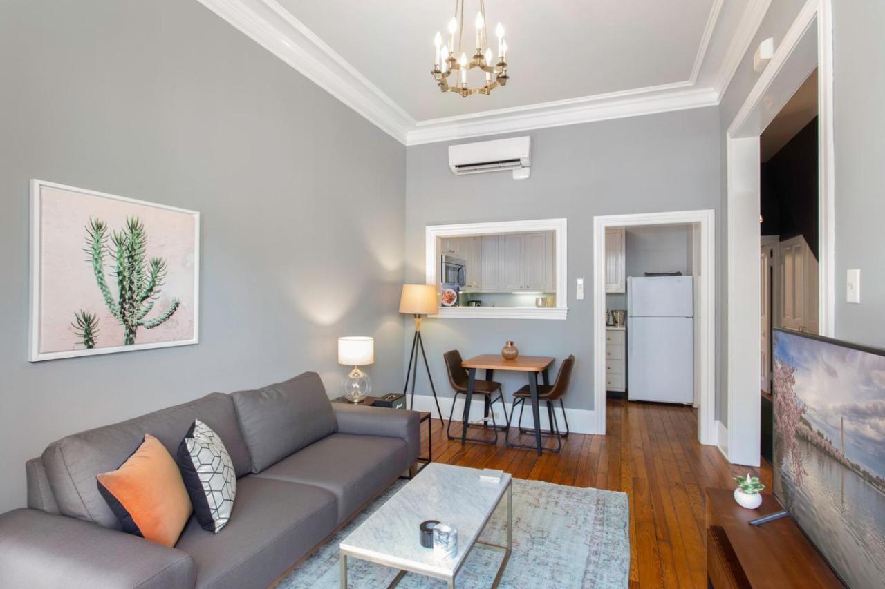 Apartment Sleek Logan Circle 1br W Wd Nr 14th St Wdc-24 Washington