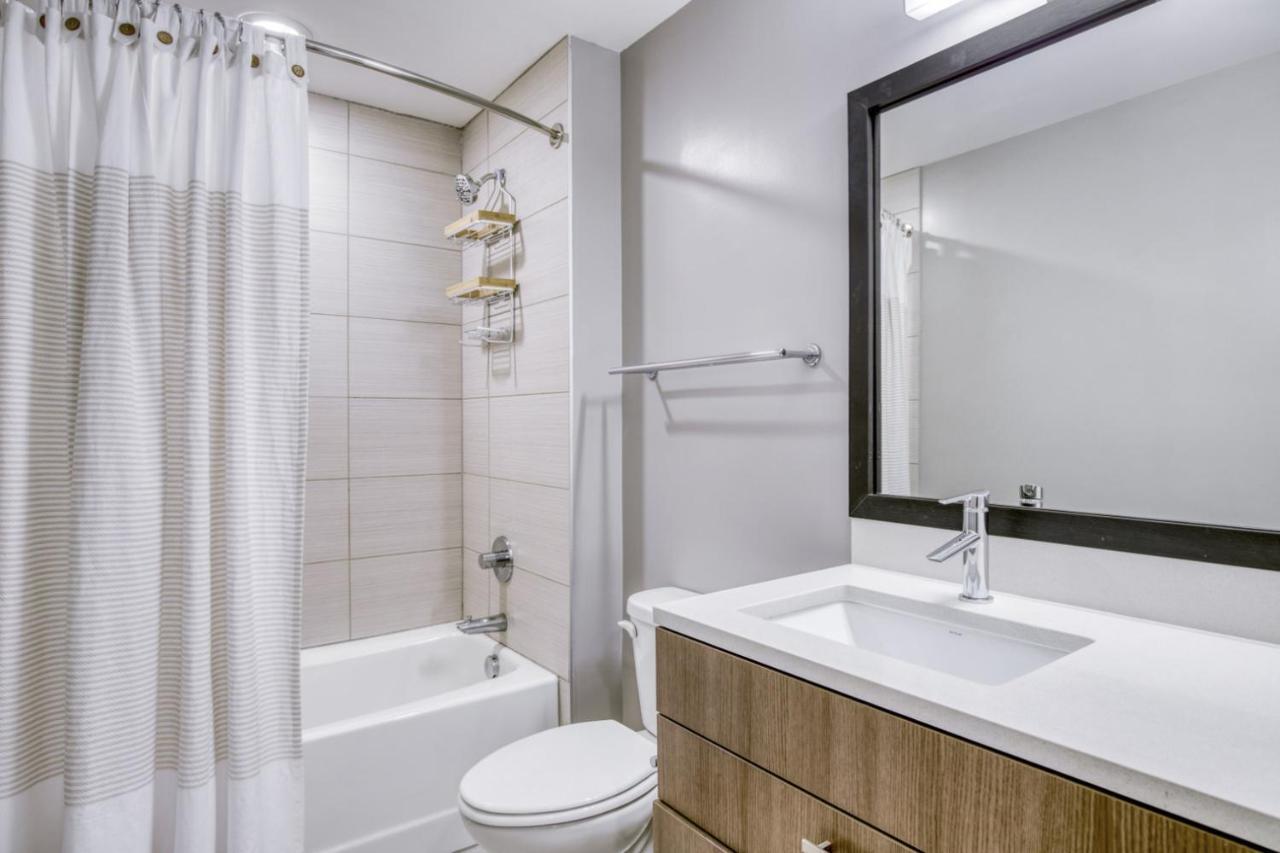 Apartment Navy Yard 1br W Wd Roof Bbq Gym Nr Nats Park Wdc-474 Washington