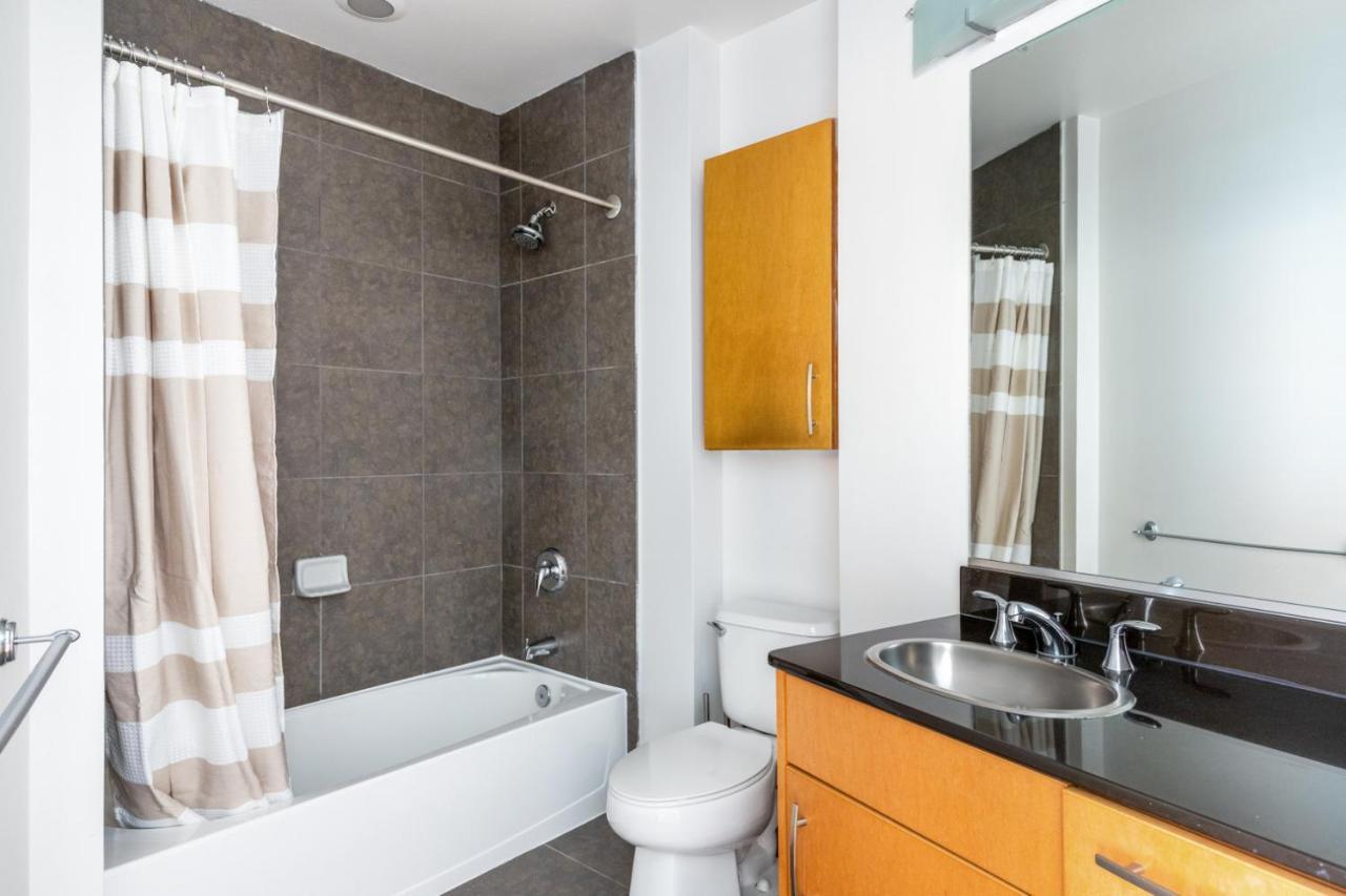 Logan Circle 2br W Wd Roof Bbq Nr Metro Wdc-229 Washington