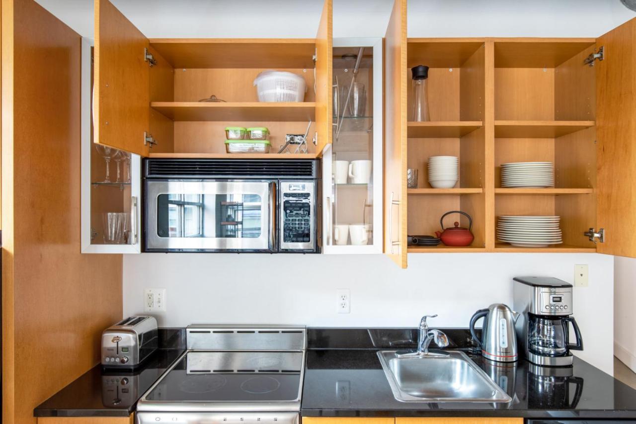 Logan Circle 2br W Wd Roof Bbq Nr Metro Wdc-229 *