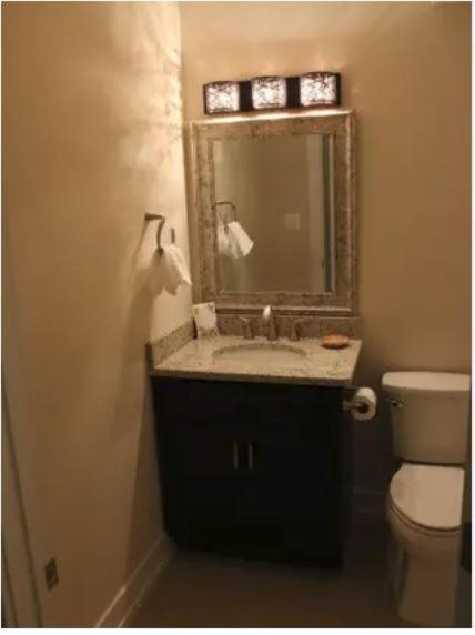 Entire 3 Bedroom Private Luxury * Washington