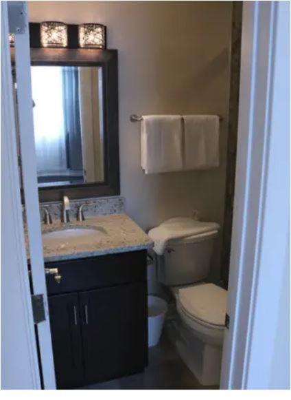 Entire 3 Bedroom Private Luxury Apartment *