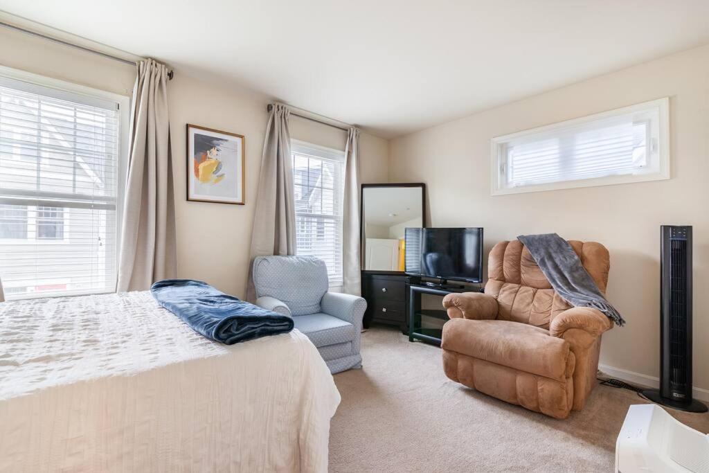 Cozy Dc Loft Holiday home Washington