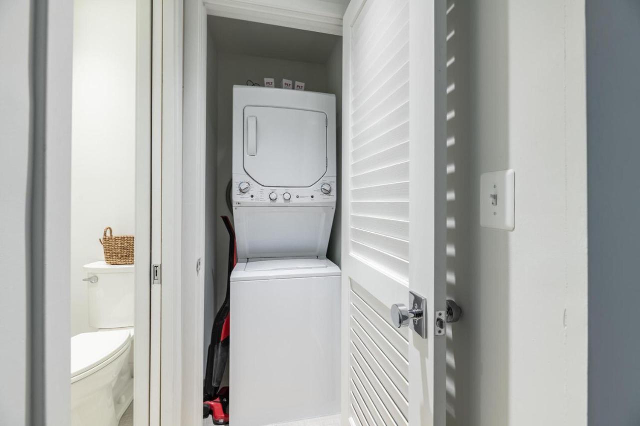 H Street 1br W Wd Nr Light Rail Station Wdc-756 *