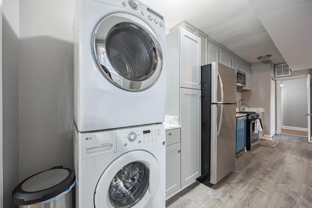 Modern Updated Near Downtown * Washington