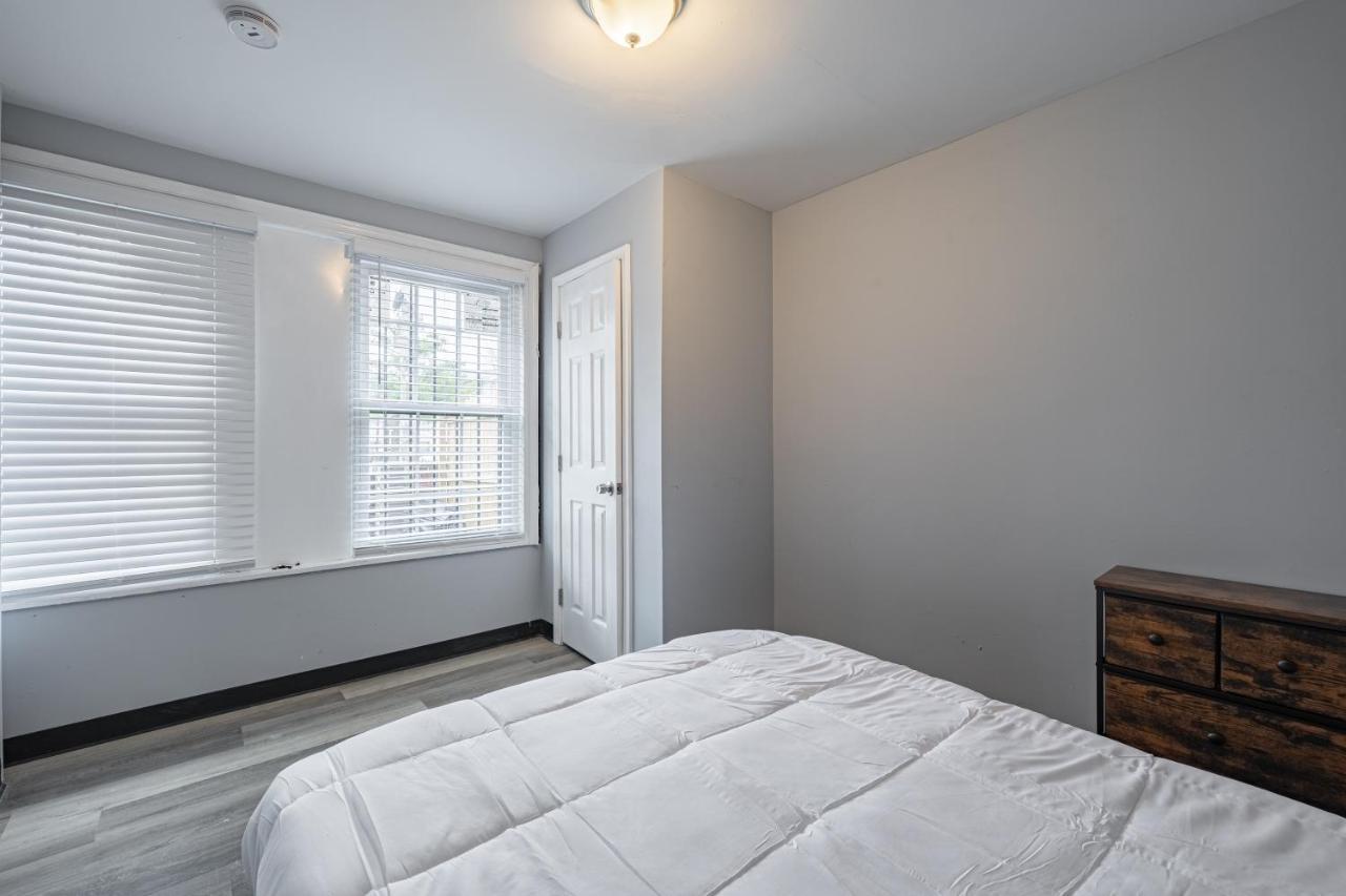 Modern New Building 2 Bedroom Near Sites * Washington